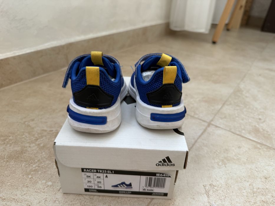 Детски маратонки Adidas - размер 20