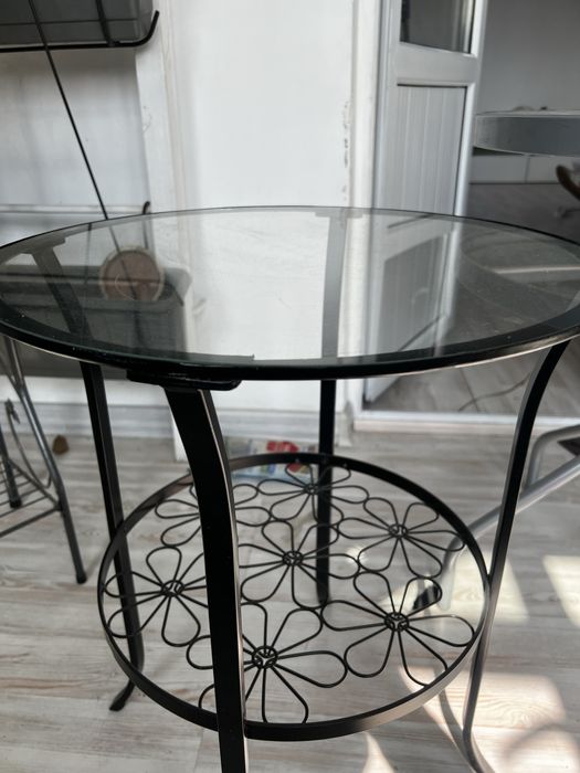 Два столика IKEA