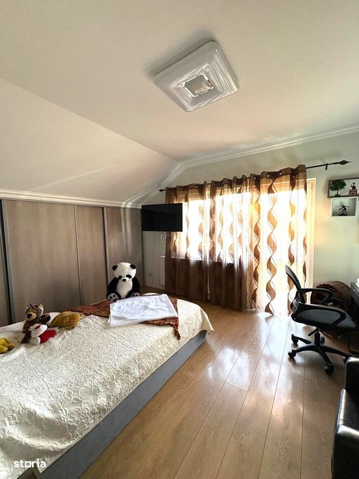 Casa 270mp cu 5 ari teren zona- Sarmas mobilata utilata 269.000eur neg