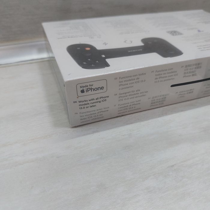 ЧИСТО НОВ Гейминг контролер Backbone One (2nd Gen) Lightning за iPhone
