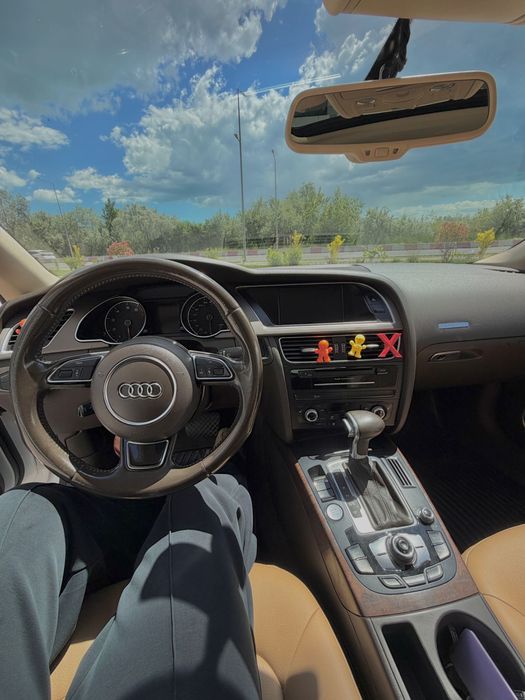 Audi A5 Coupe. 330CP