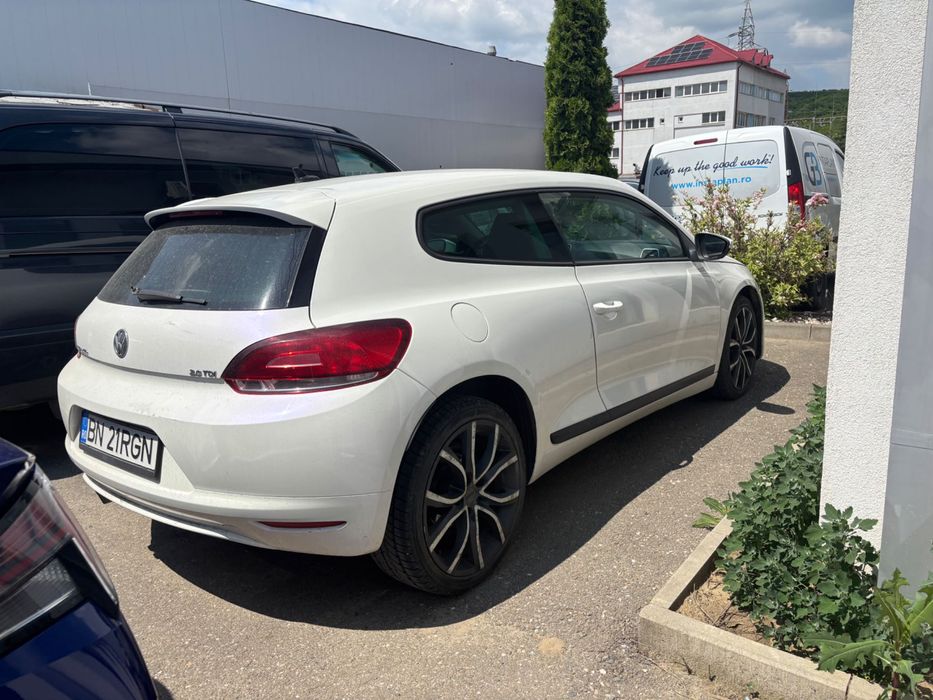 Volkswagen Scirocco 2.0TDI.140 cp , 2010, alb perlat