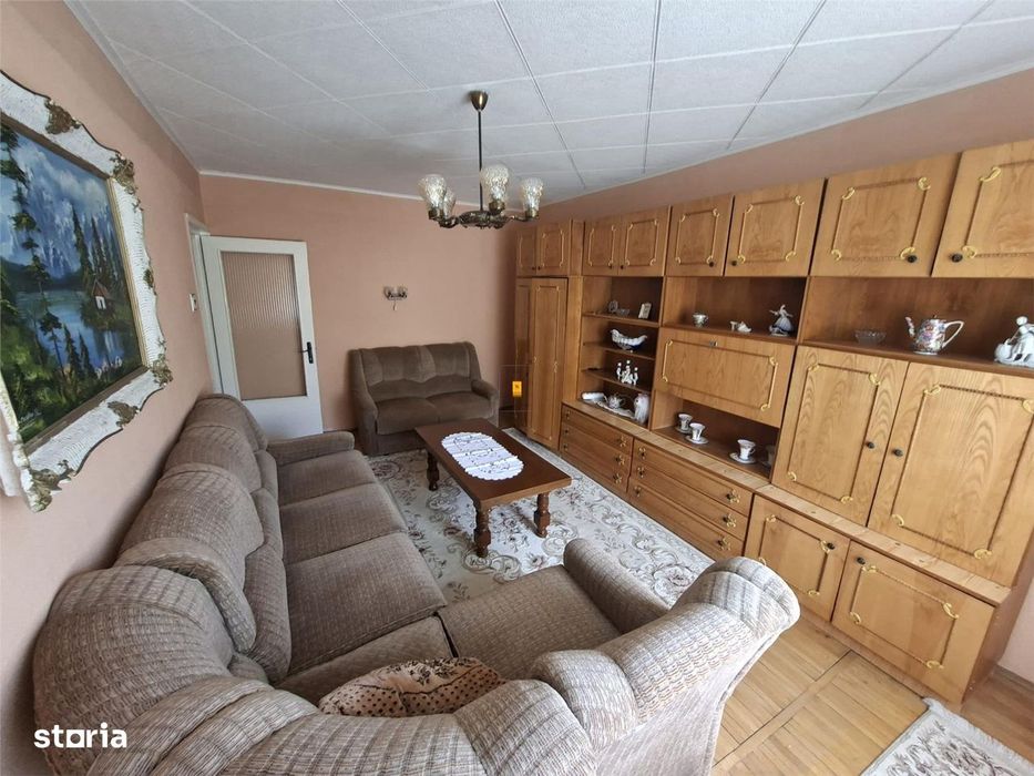 Apartament 3 camere zona Cantacuzino-Paltinis