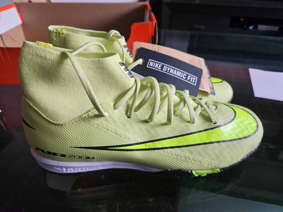 Детски футболни обувки Nike Mercurial Superfly 10 Academy TF