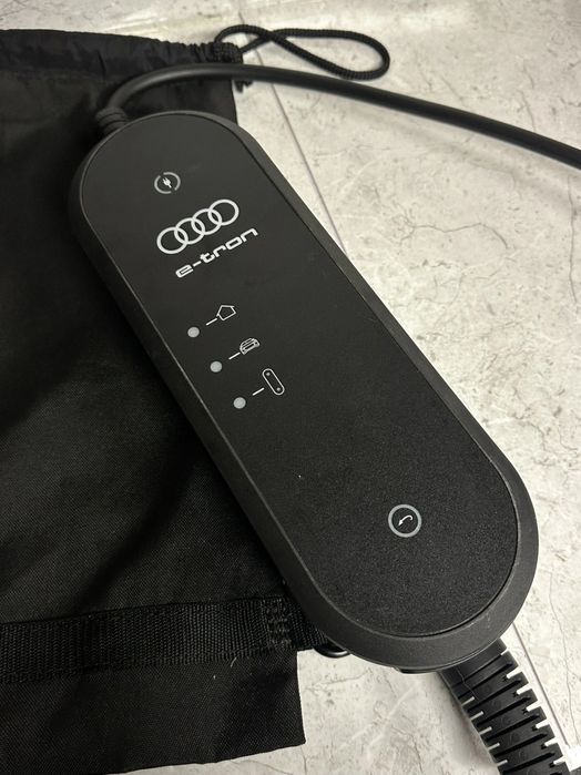 Чисто нова зарядна станция AUDI etron 7.2kW 32A