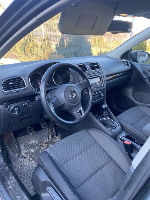 Volkswagen Golf 2009– 160 CP – benzină – 224.000 km