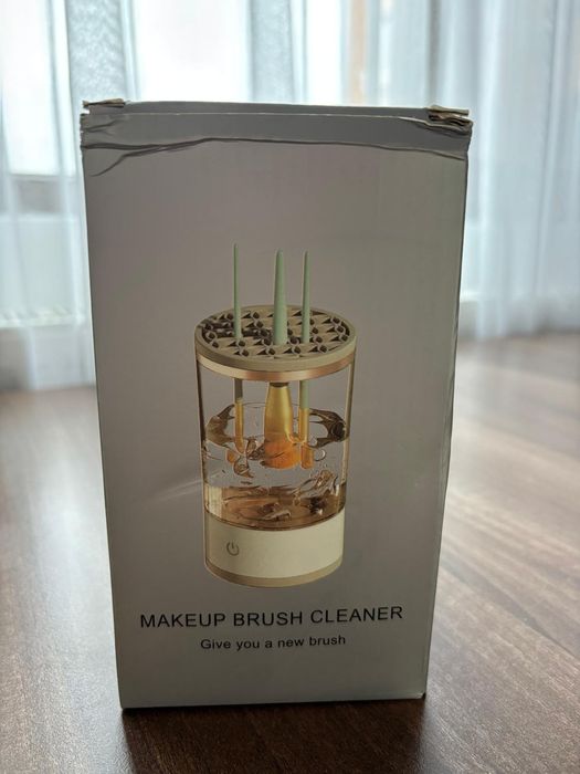 Aparat de curatat pensule machiaj - nou