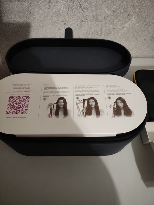 Продам фен Dyson