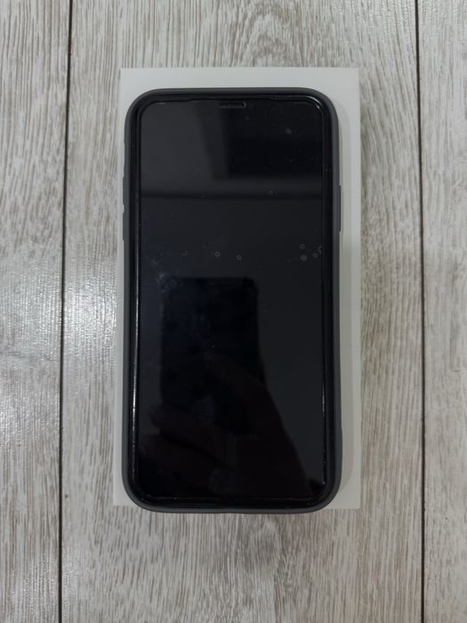 Продам Iphone 11, 128 gb 87% батарея