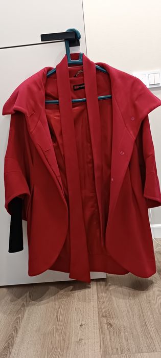 Продам женское пальто