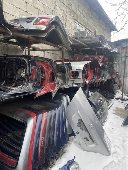 Крышки багажника Гольф, пассат, ауди и др.