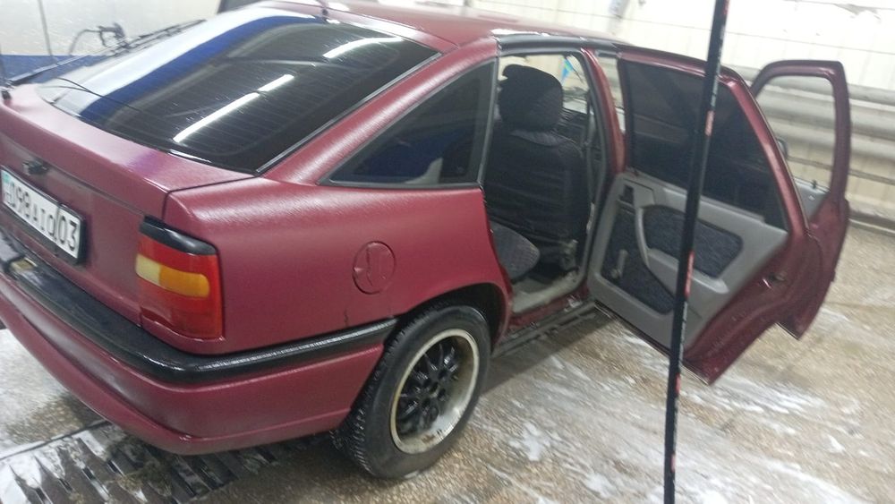 Срочно продам машину