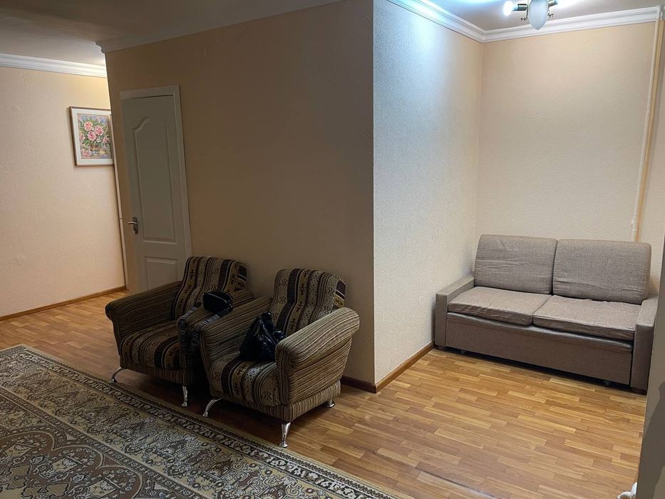 Аренда Буюк Ипак Йули 1/2/5  42м² ориентир 36.6 аптека.