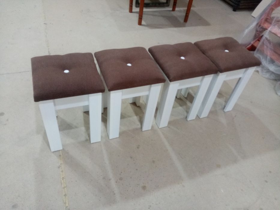 Продам новые кухонные табуретки!