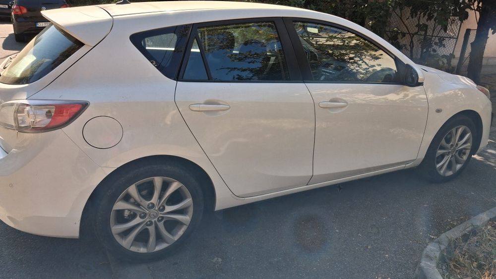 MAZDA 3 2011 — imagine 3