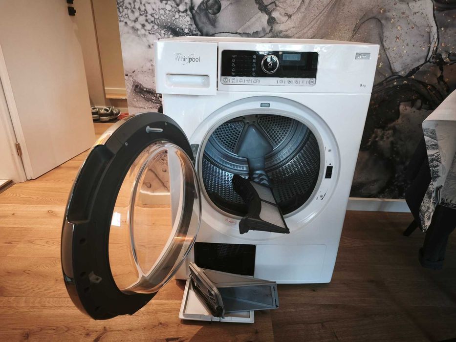 Сушилня с термопомпа Whirlpool: свободностояща, 9,0 кг - HSCX 90420