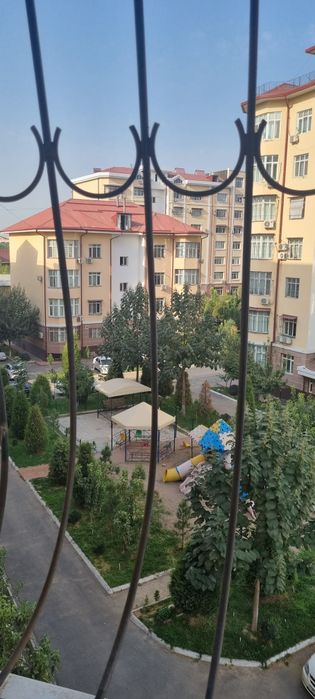 Сдаётся  квартира 120кв. 3/4/7. Новостройка. Метро Ташкент