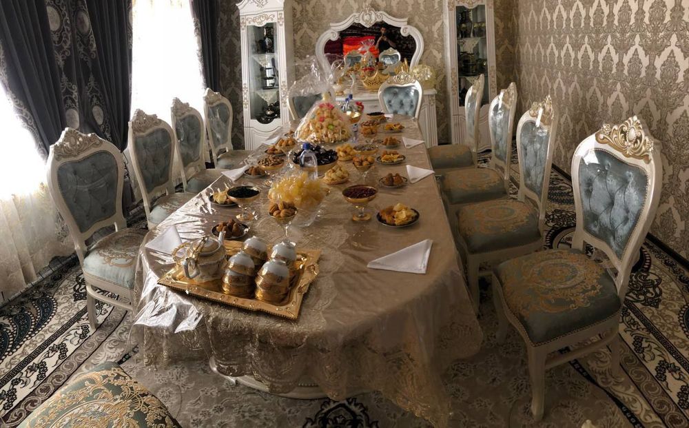 Stol stul sotiladi arzonga