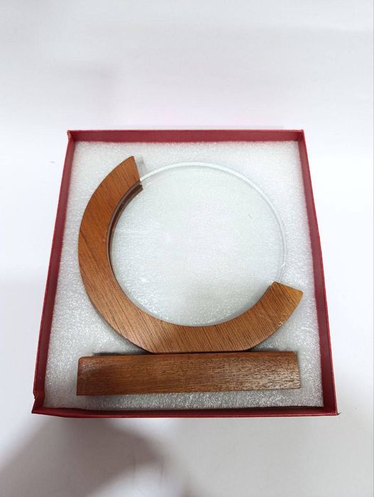 Статуэтка стеклянная