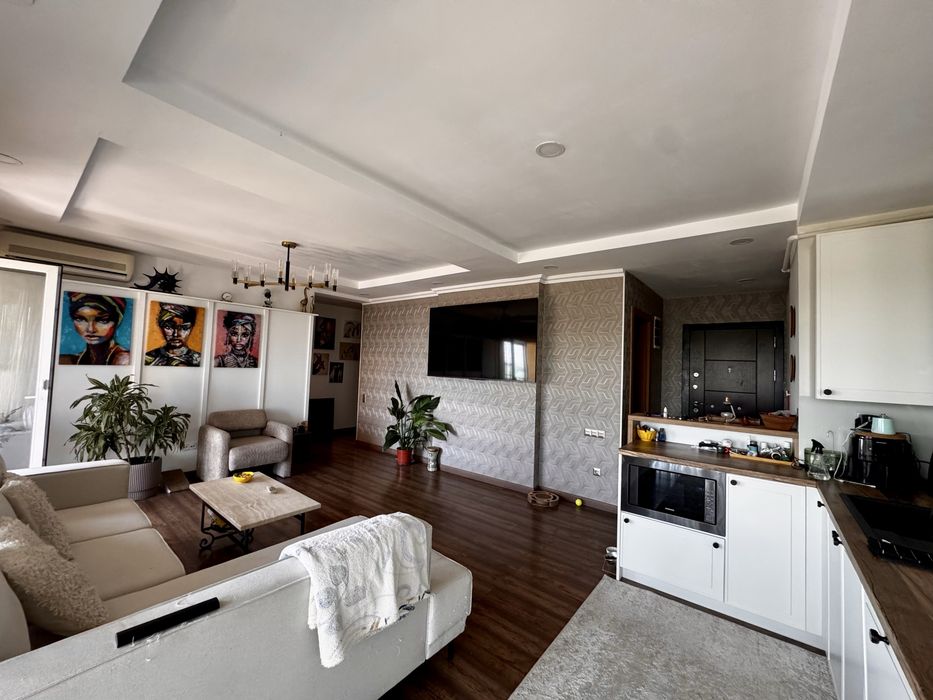 Apartament 3 camere, 2 bai. COSMOPOLIS, urgent!