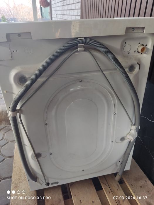 Продам стиральную машинку