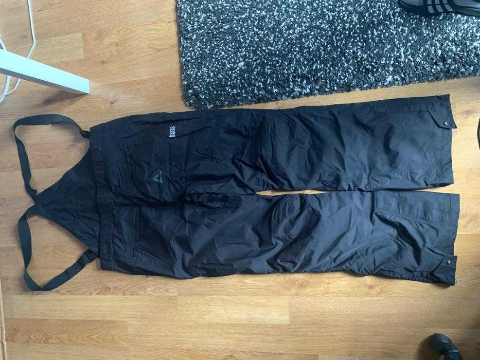 Costum de schi (geacă + pantaloni)