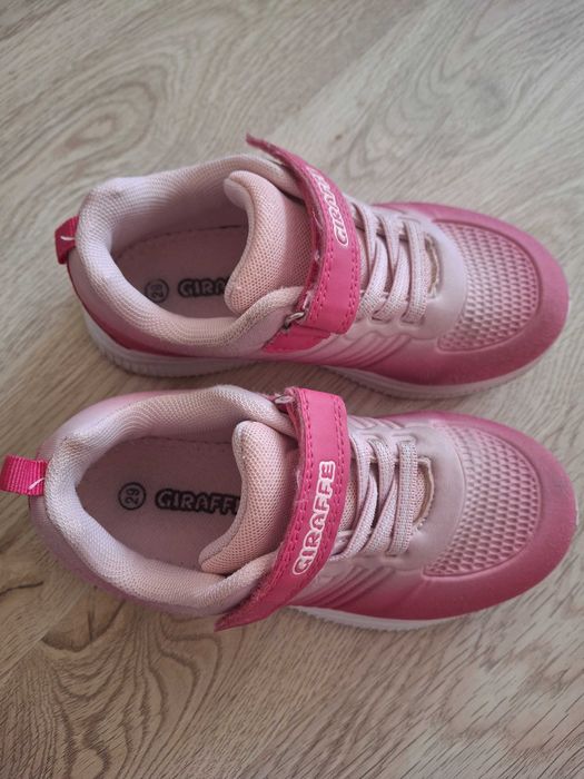 Детски маратонки за момиче