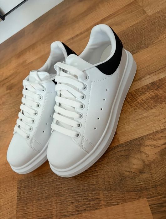 Adidași Alexander McQUEEN la DOAR 249