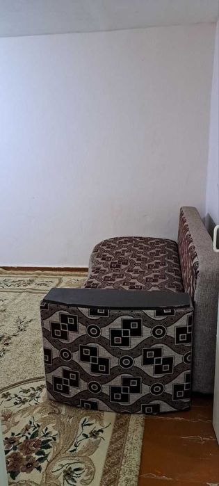 Сдаётся с 7 февраля 1в2 комнатная квартира, Чирчик, 9 м/район