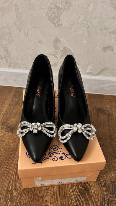 Туфли черный цвет