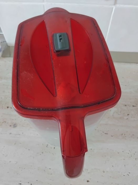 Кувшин-вильтр для воды.