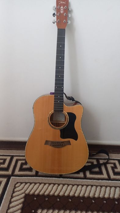 Sotiladigan gitara bor