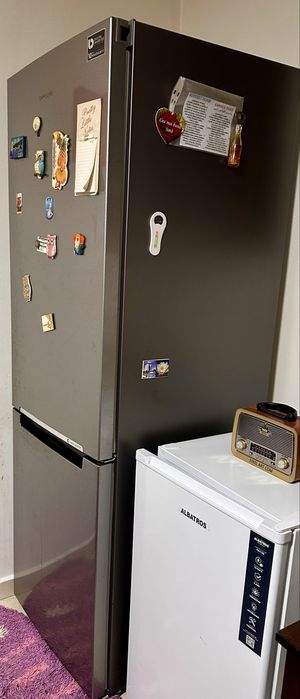 Combină frigorifică Samsung Digital Inverter – inox, spațioasă, stare bună.Se ridica din Ploiesti.Va rog doar mesaje pe olx si whatssapp.