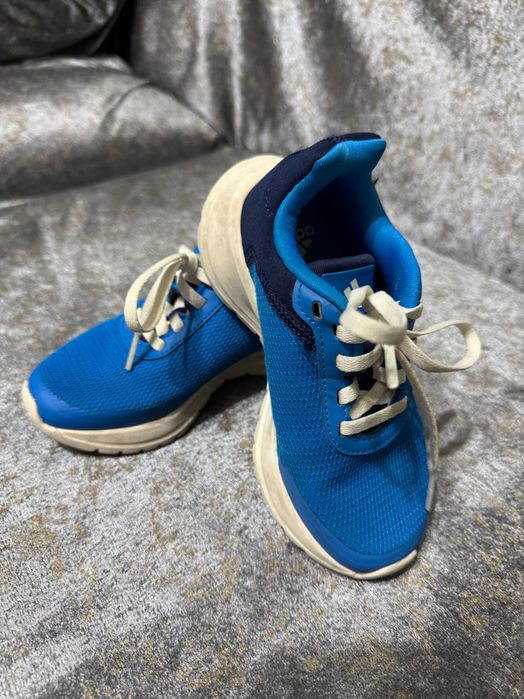 Кроссовки ADIDAS оригинал размер 28