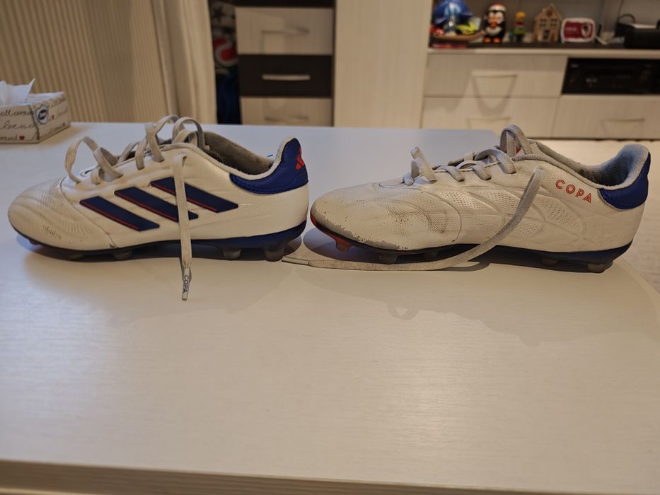 Ghete fotbal Adidas CopaPure 2 marime - 35 1/2