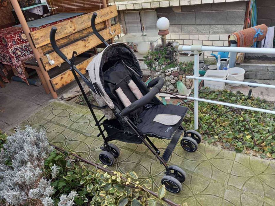 Детска количка.На фирма kikka boo