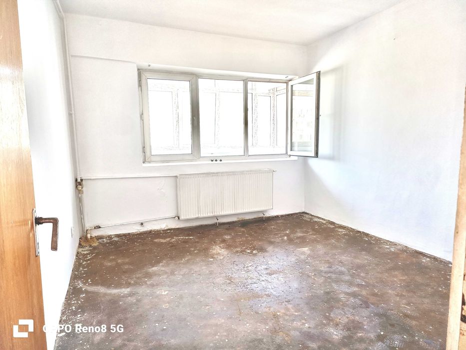 Vanzare apartament 3 camere Titulescu intre Basarab si Banu Manta
