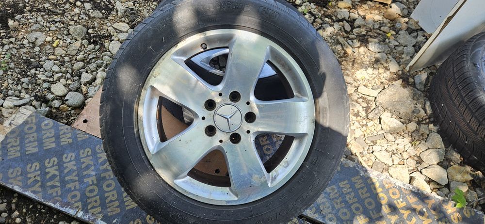 Джанти с гуми за Мерцедед 225 / 55 / R16