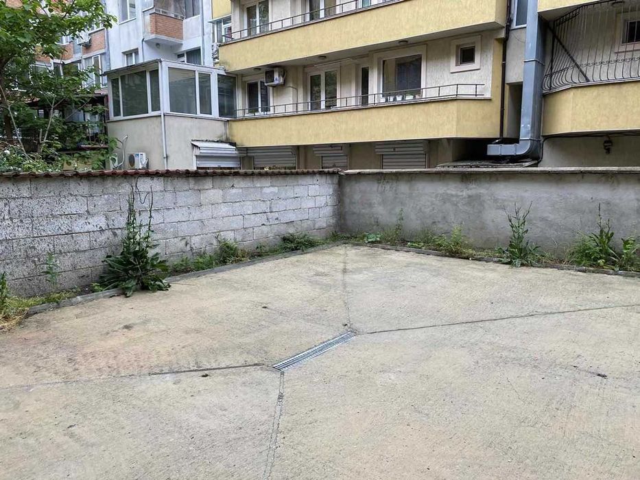 Дава се под наем Тристаен апартамент в Варна, Лятно кино Тракия - 100 кв.м за 598.23 € - Снимка #14