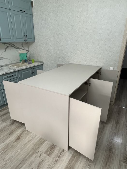 Продам кухонный остров