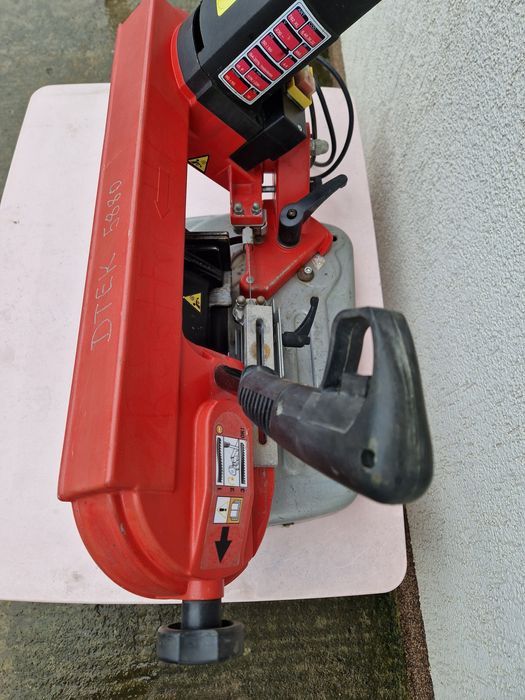 Femi 782 XL - fierastrau cu banda