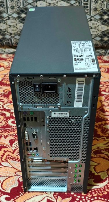 Vand Fujitsu Esprimo E85+ , i5-3470 , 16Gb ddr3 ,  NVIDIA QUADRO 2000