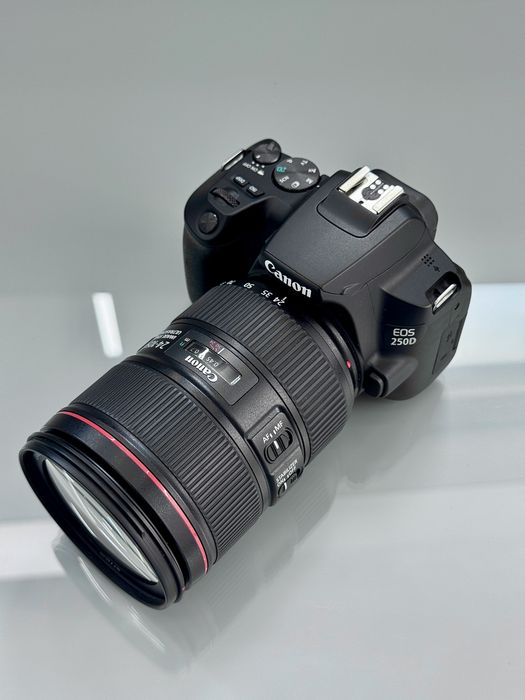 Фотоаппарат Canon 250D + объектив Canon 24-105 F4 L ii