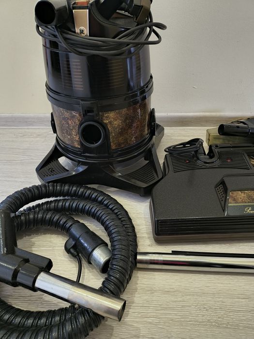 Пълен комплект прахосмукачка Рейнбоу -Rainbow Д4