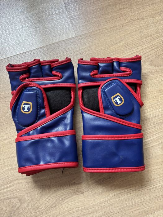 Перчатки UFC для единоборств и тренировок