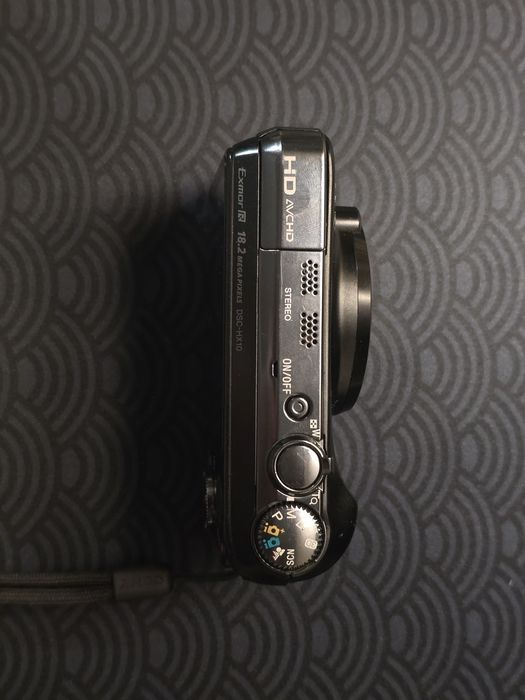Цифровая камера sony hx-10