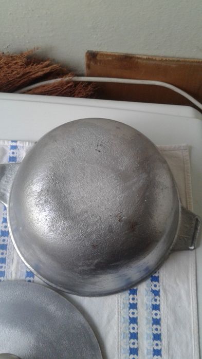 Казаны новые на 2 л.