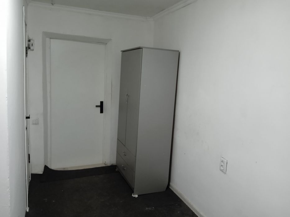 Продам 1 комн. квартиру взади Апорта.