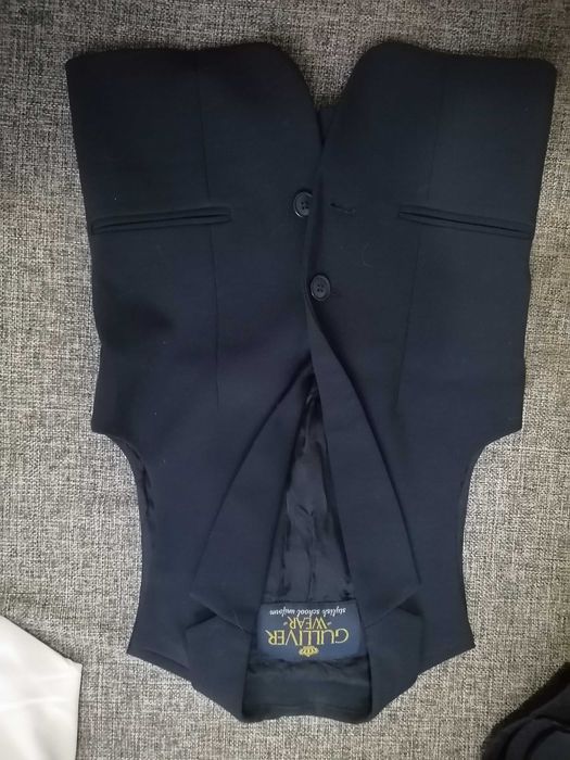 Продам школьную форму