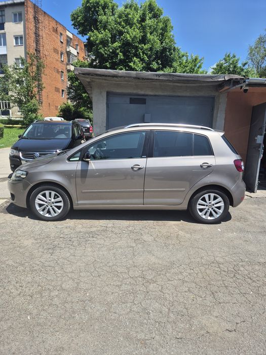 VOLKSWAGEN Golf Plus 2012 — imagine 2
